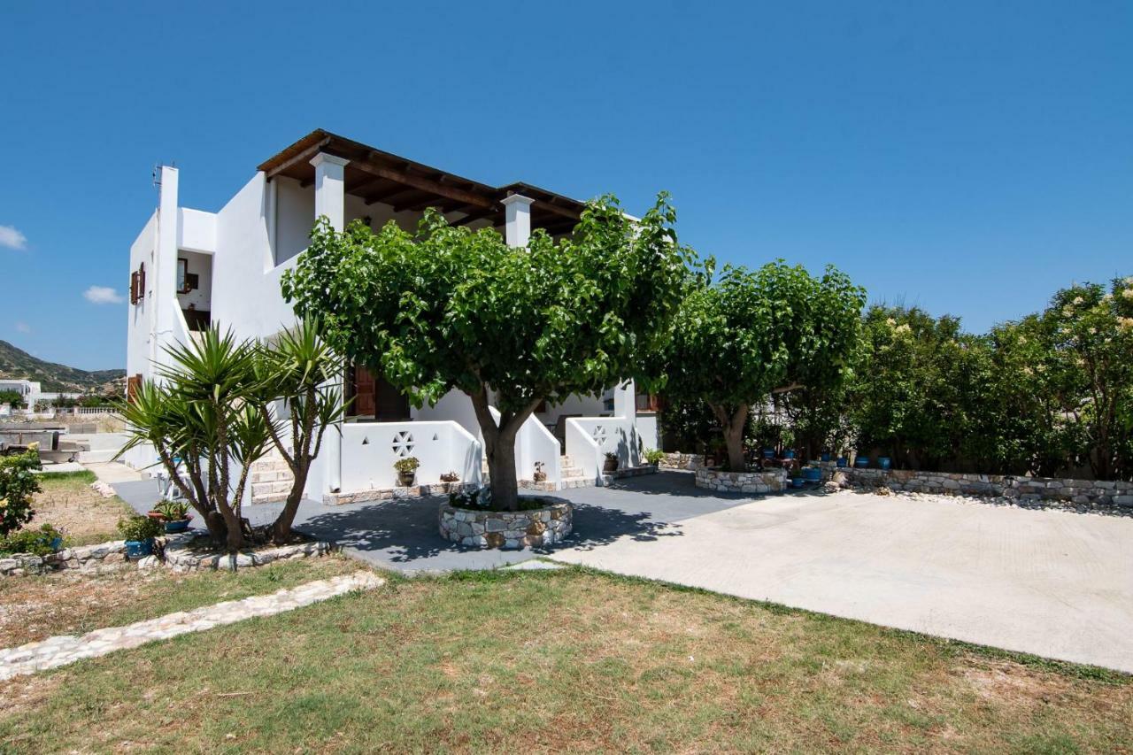 Athena'S Houses Skyros Bagian luar foto